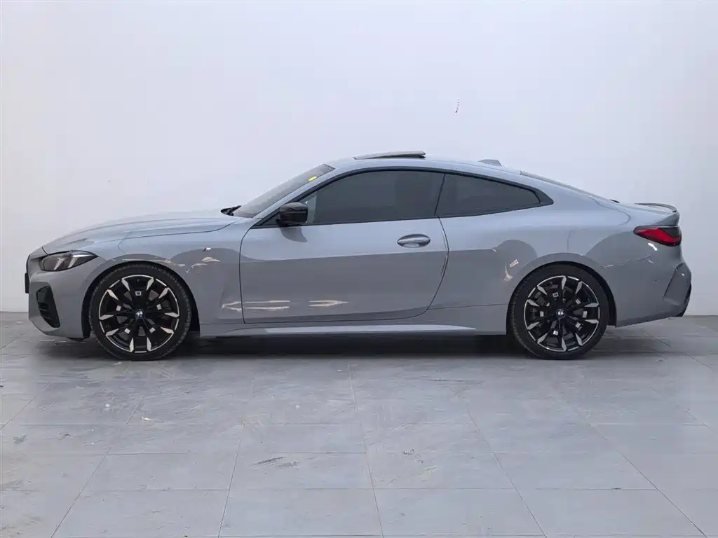 BMW 4-SERIES