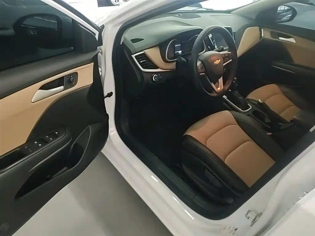 Chevrolet Monza 2020 320 Auto Comfort Edition фото 16