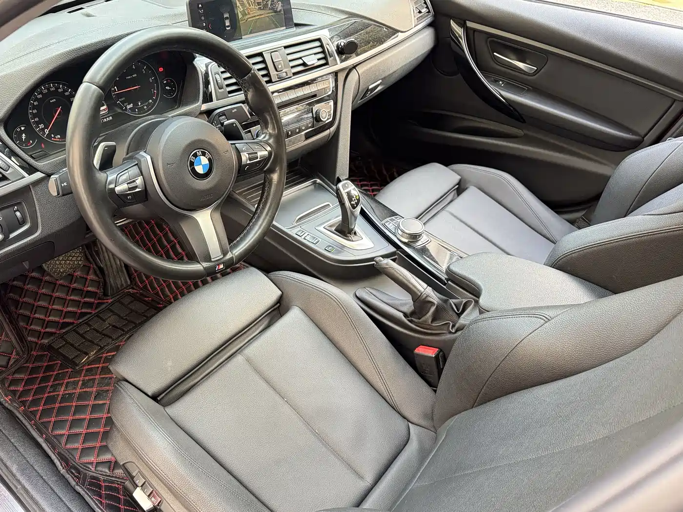 BMW 3 Series 2018 320Li Leading M Sport Package фото 8