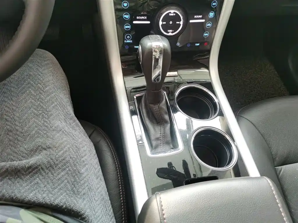 Ford Edge (Import) 2015 2012 3.5L Premium