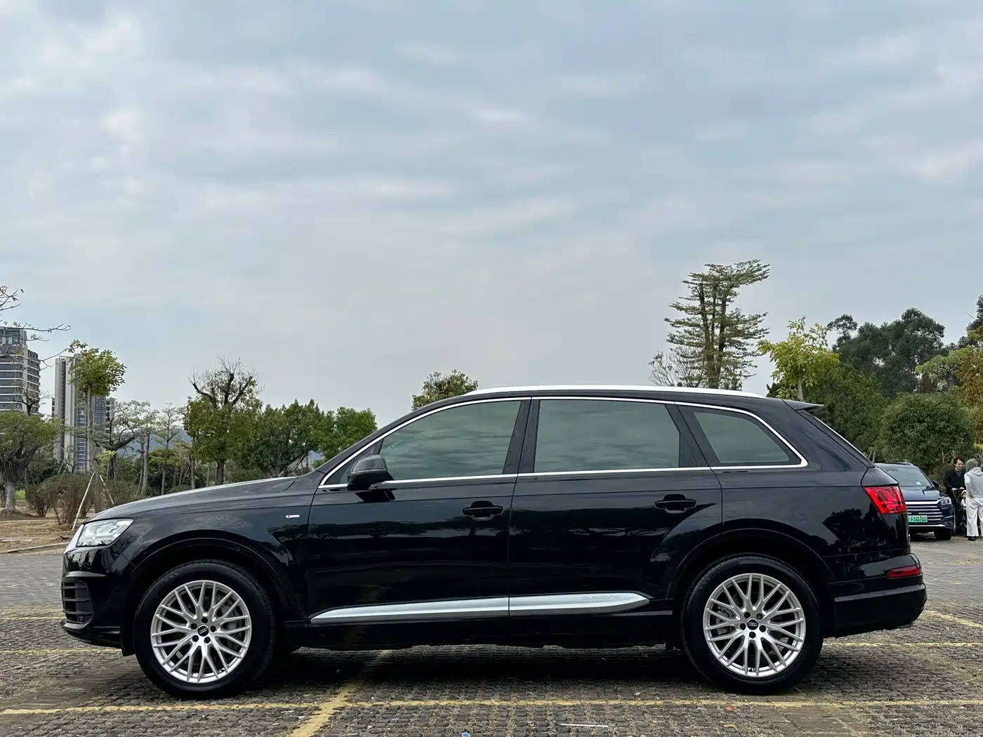 Audi Q7 2019 55 TFSI Technology фото 22