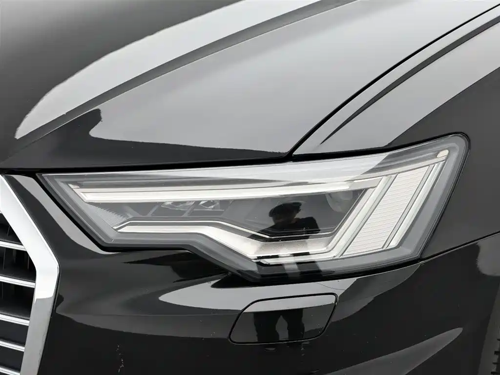 Audi A6L 2019 40 TFSI Luxury Dynamic фото 18