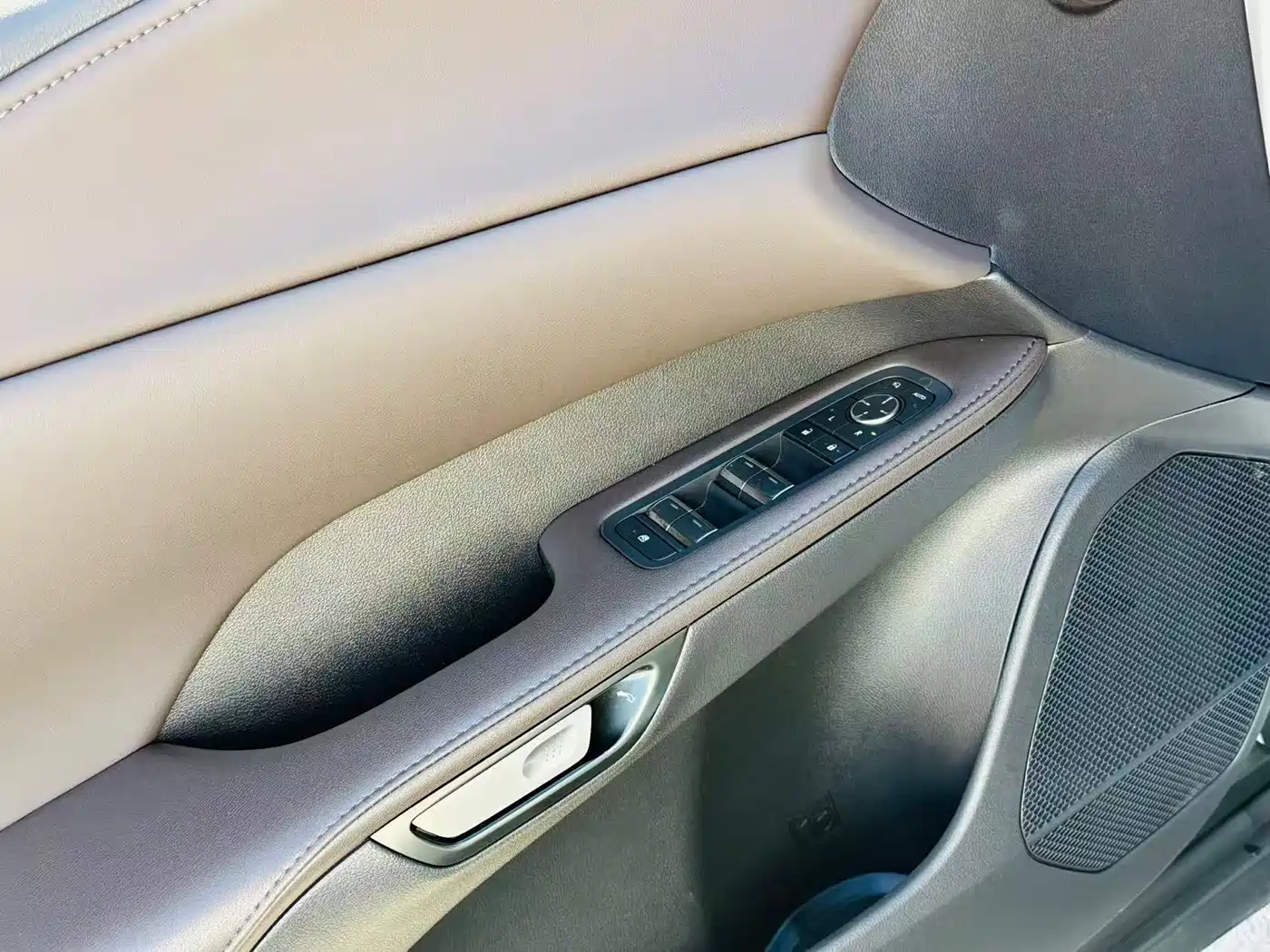 Lexus RX 2023 350h 4WD Pure Edition фото 10