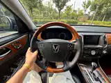 Photo 12 - Hyundai Equus