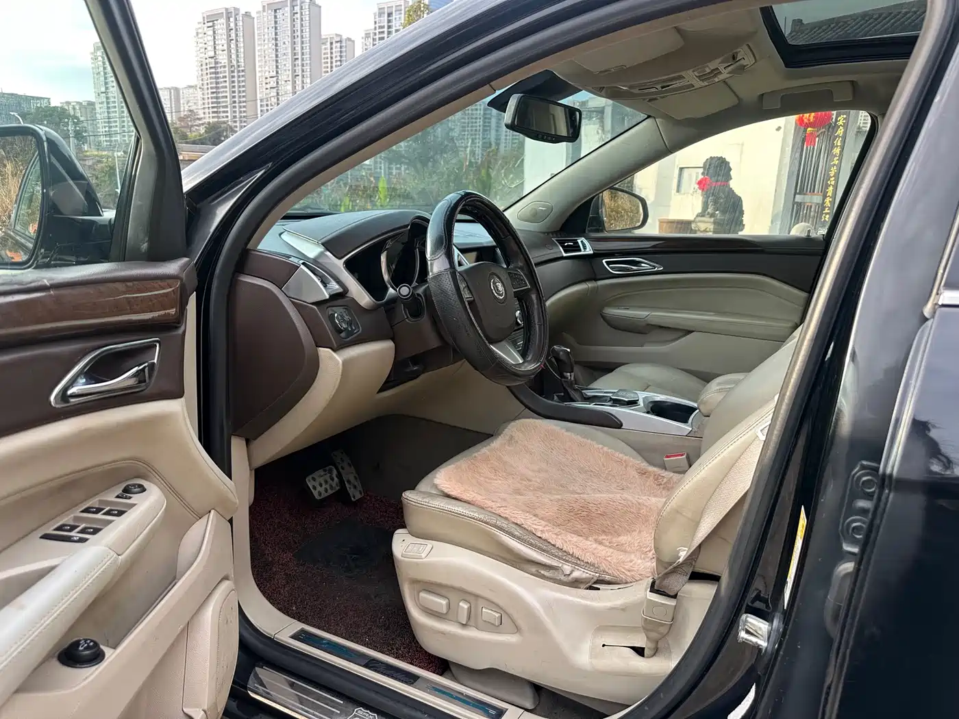 Cadillac SRX 2011 Model 3.0L Luxury фото 4