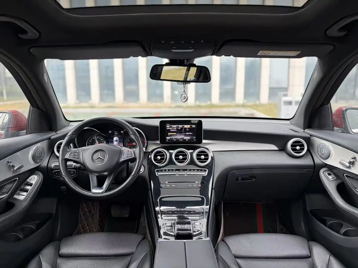 Mercedes-Benz GLC 2019 GLC 200 4MATIC фото 17