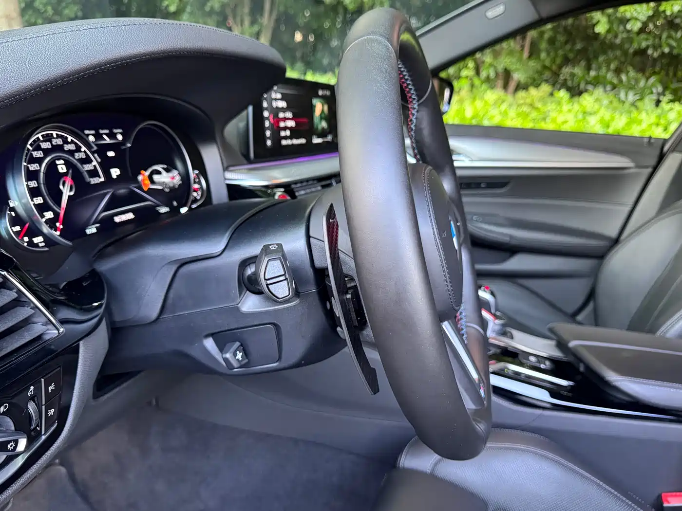 BMW M5 2018 M5 фото 25