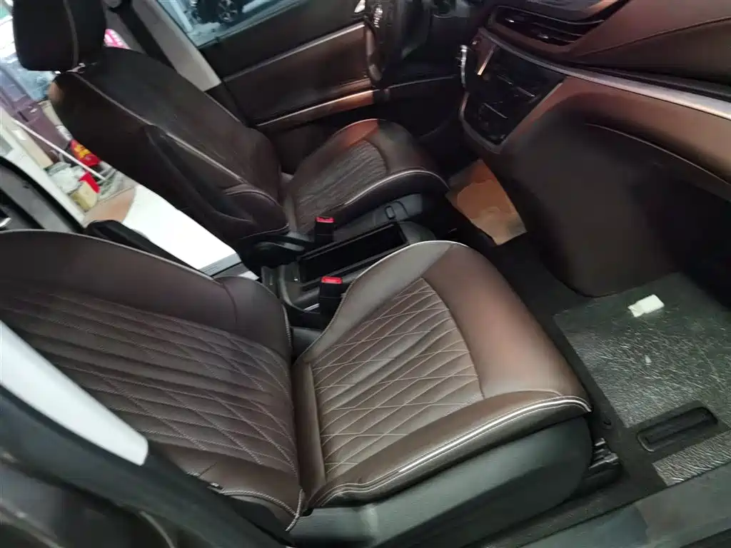 Buick GL8 2023 Land Business Class 652T Luxury фото 20