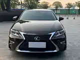 Фото 2 - Lexus ES