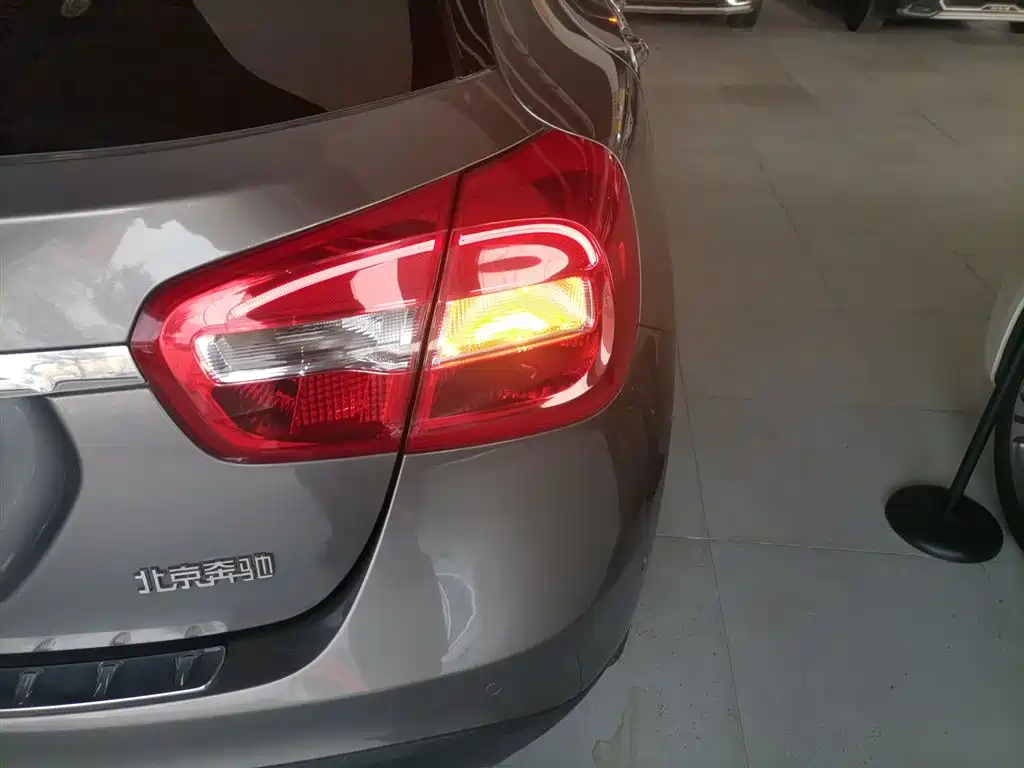 Mercedes-Benz GLA 2016 GLA 200 Dynamic фото 8