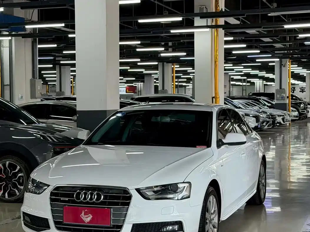 Audi A4L 2013 40 TFSI quattro Personality Sport