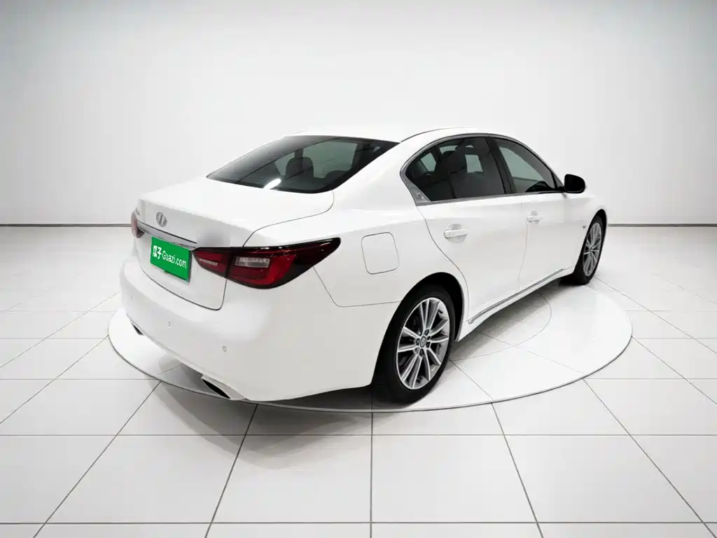 Infiniti Q50L 2018 2018 2.0T Premium Edition China V