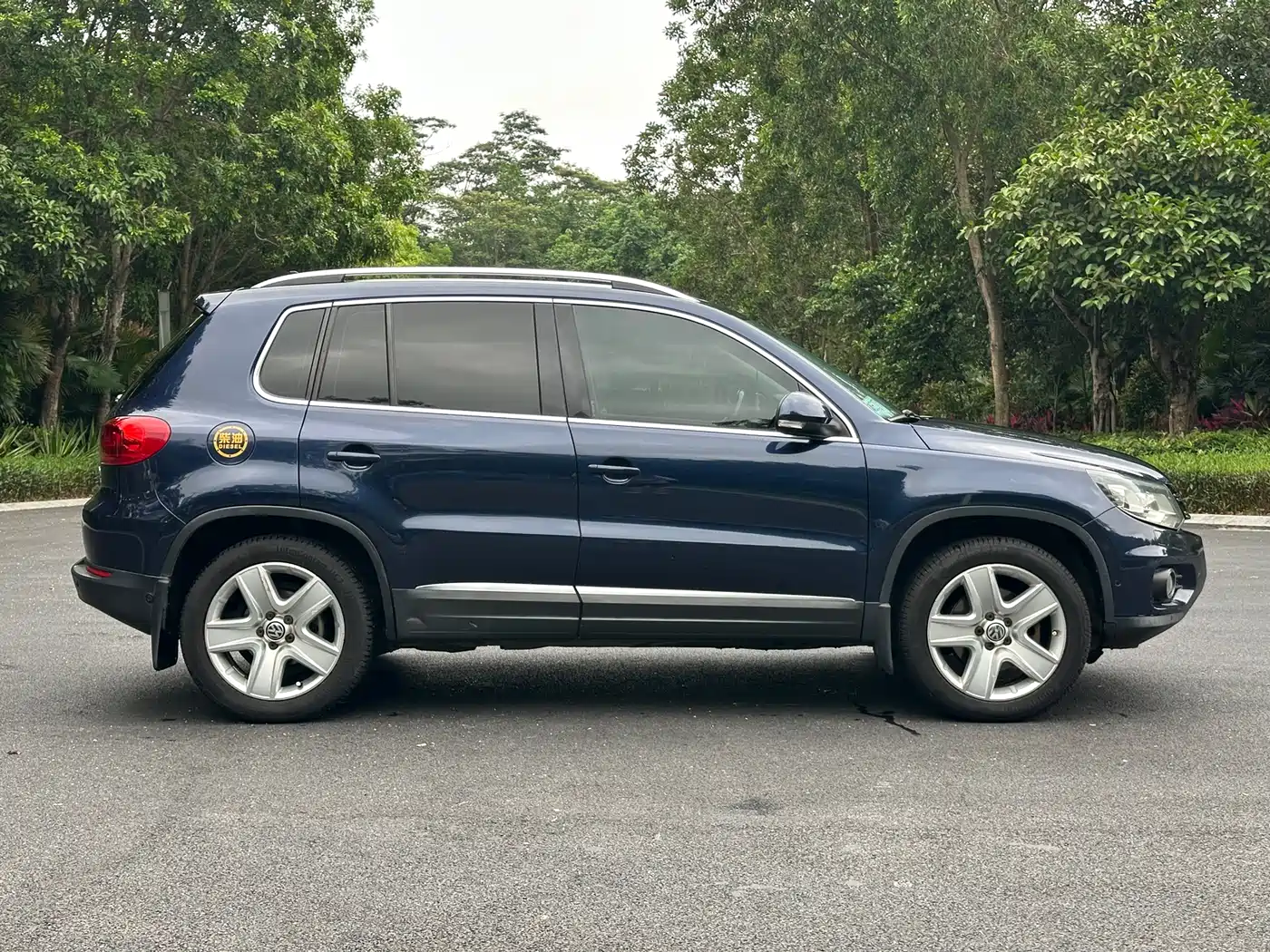 Volkswagen Tiguan 2012 2.0TDI Luxury фото 5
