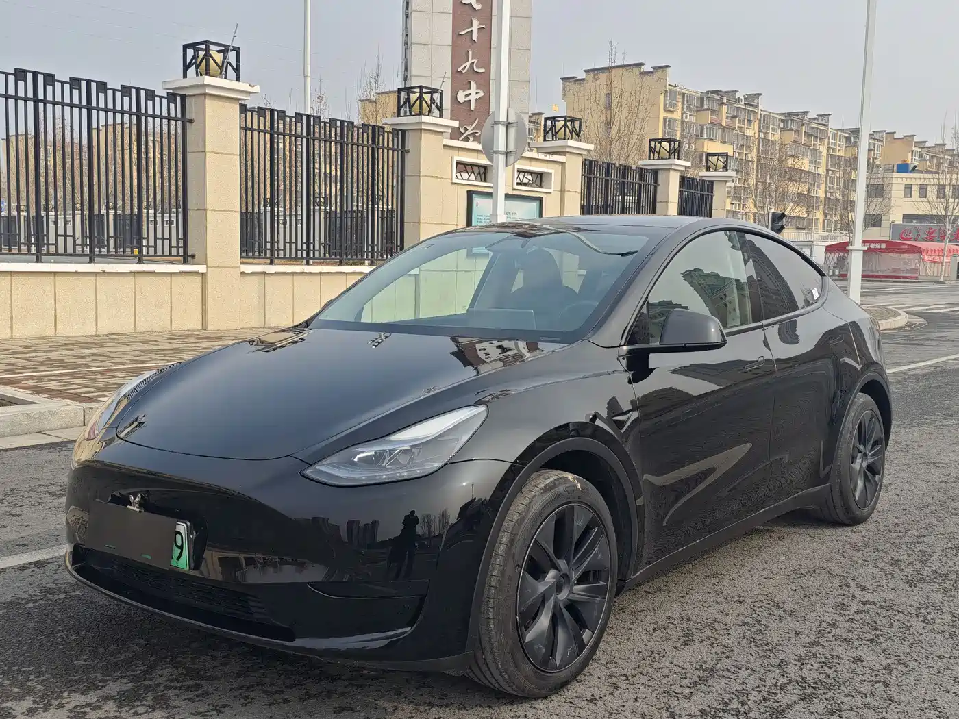TESLA MODEL Y