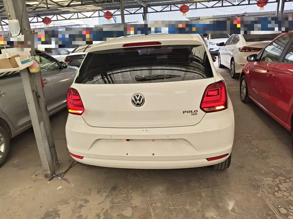 Volkswagen Polo 2016 1.6L Automatic Comfort фото 4