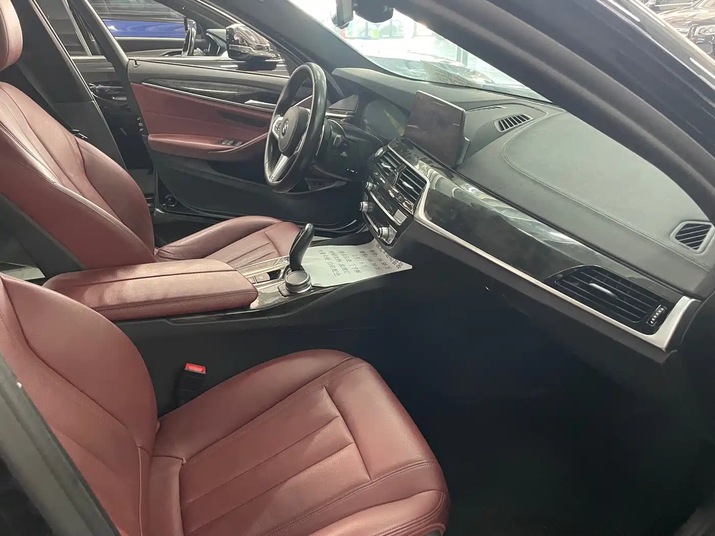 Фото 20 - BMW 5 Series