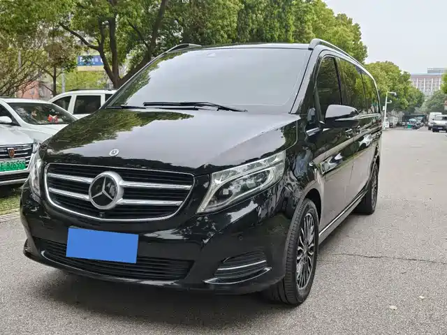 MERCEDES-BENZ V CLASS