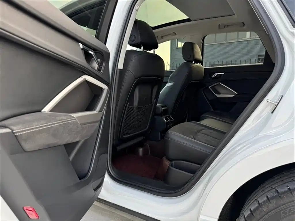 Audi Q3 2022 35 TFSI Fashion Dynamic фото 5
