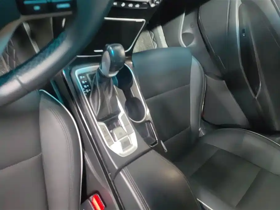 Hyundai Tucson 2019 280TGDi Dual-clutch 2WD Fashion Edition China VI фото 16