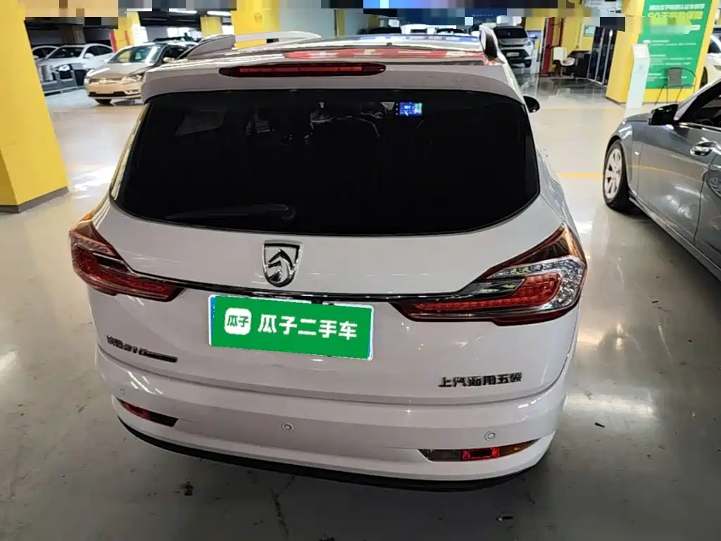 Baojun 310W 2017 2017 1.5L Manual Fashion Edition (China V)