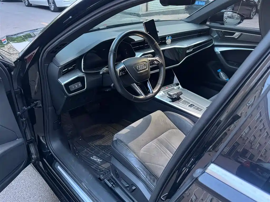 Audi A6L 2020 40 TFSI Luxury Dynamic фото 7