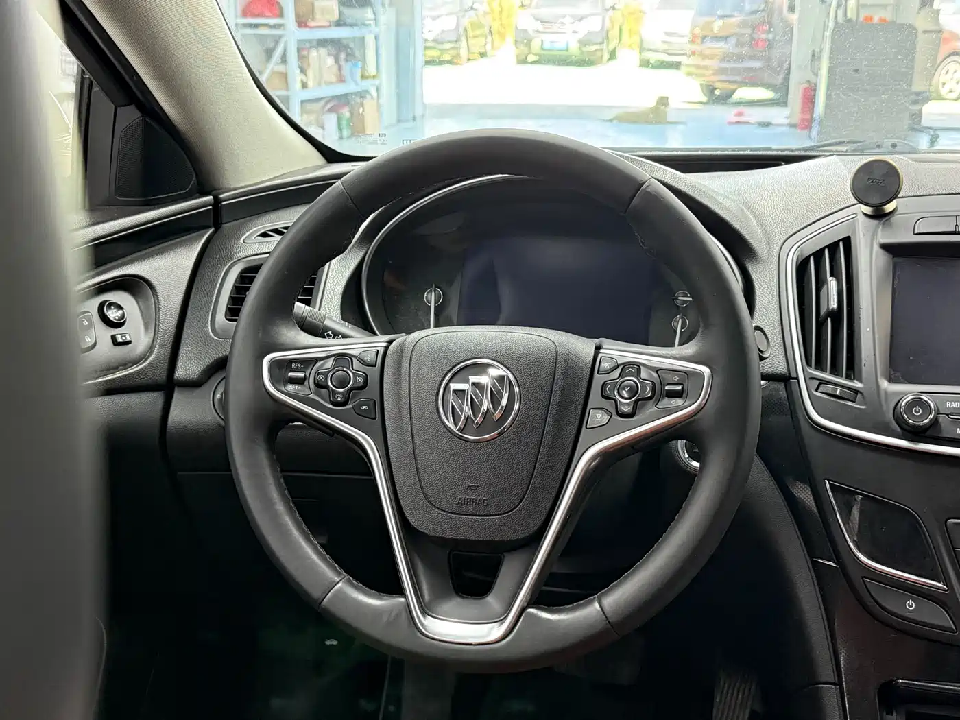 Buick Regal 2015 1.6T Elite Tech Edition фото 7