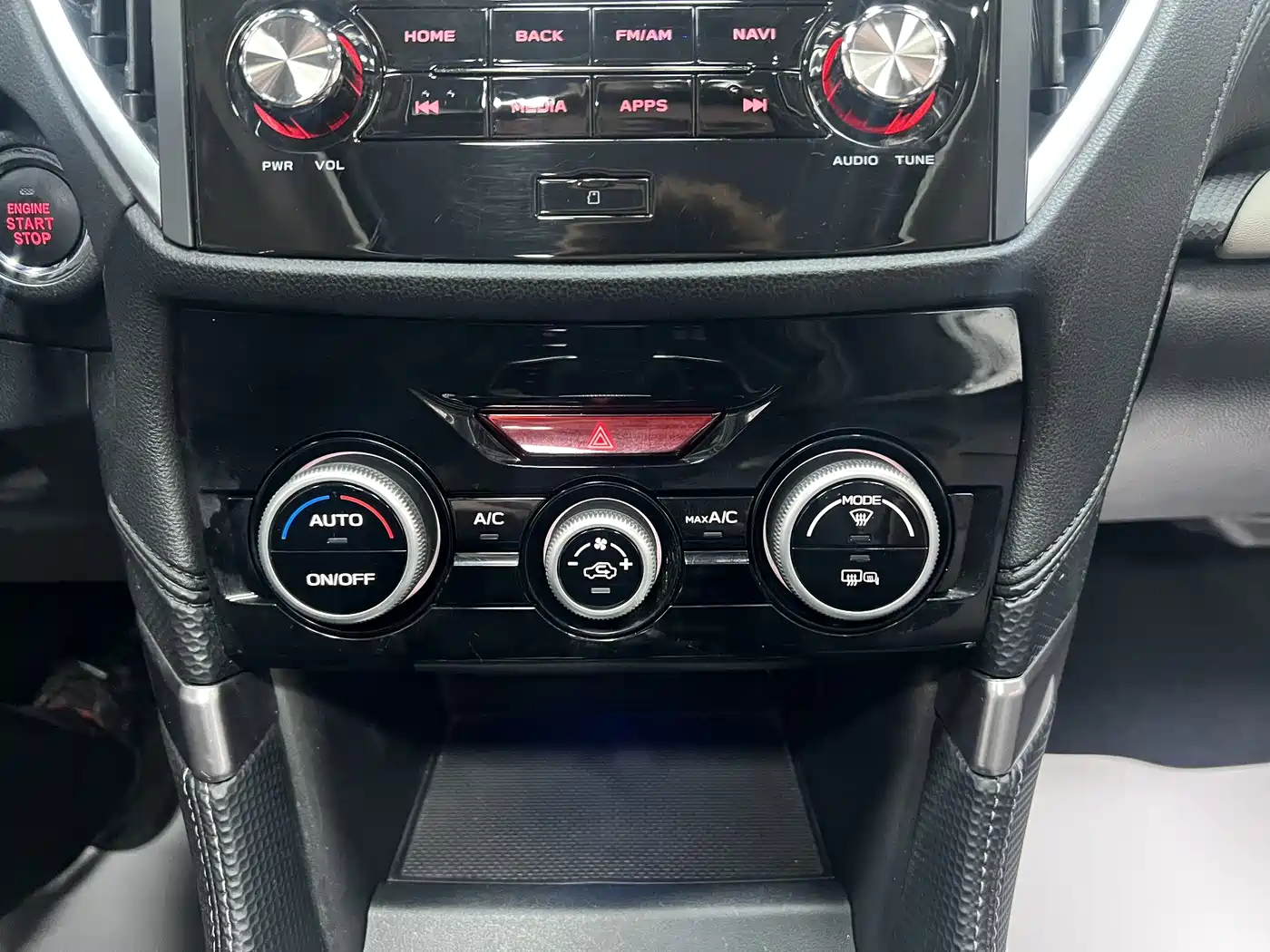 Subaru Forester 2022 2.0i AWD Luxury Edition with EyeSight фото 16