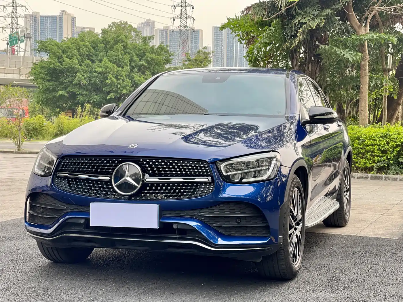 Mercedes-Benz GLC Coupe 2020 GLC 300 4MATIC Coupe SUV
