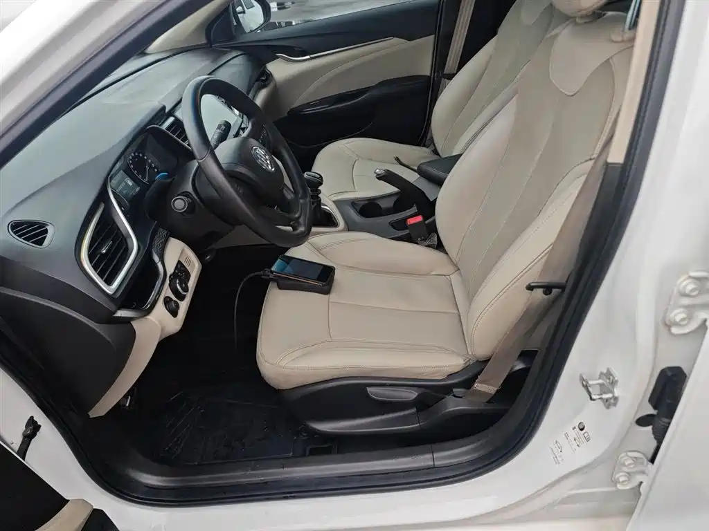 Buick Excelle 2017 15N Manual Elite фото 15