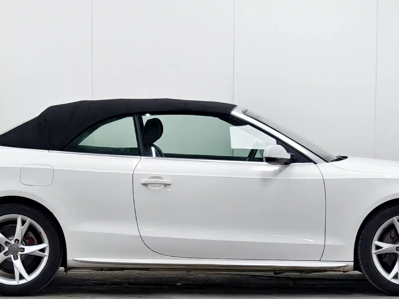 Audi A5 (Import) 2010 2.0TFSI Cabriolet фото 8