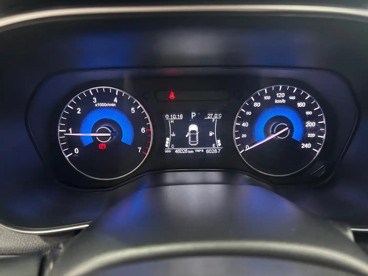 Dongfeng Fengguang Fengguang 580 2020 2020 1.5T CVT Luxury