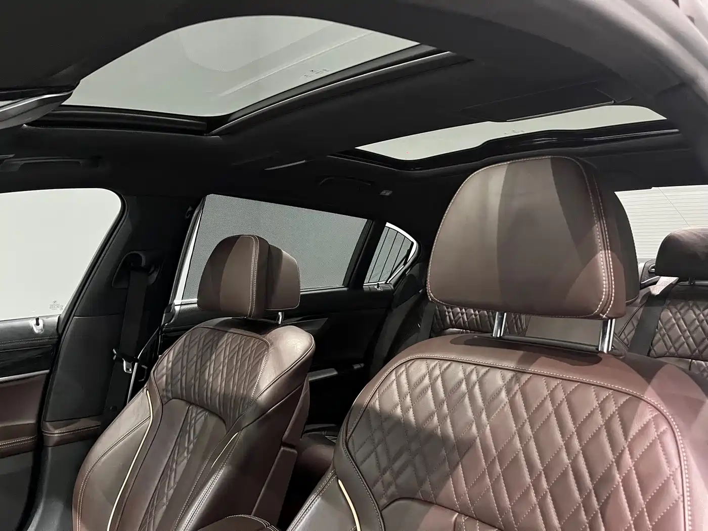 BMW 7 Series 2021 Model 730Li M Sport Package фото 18