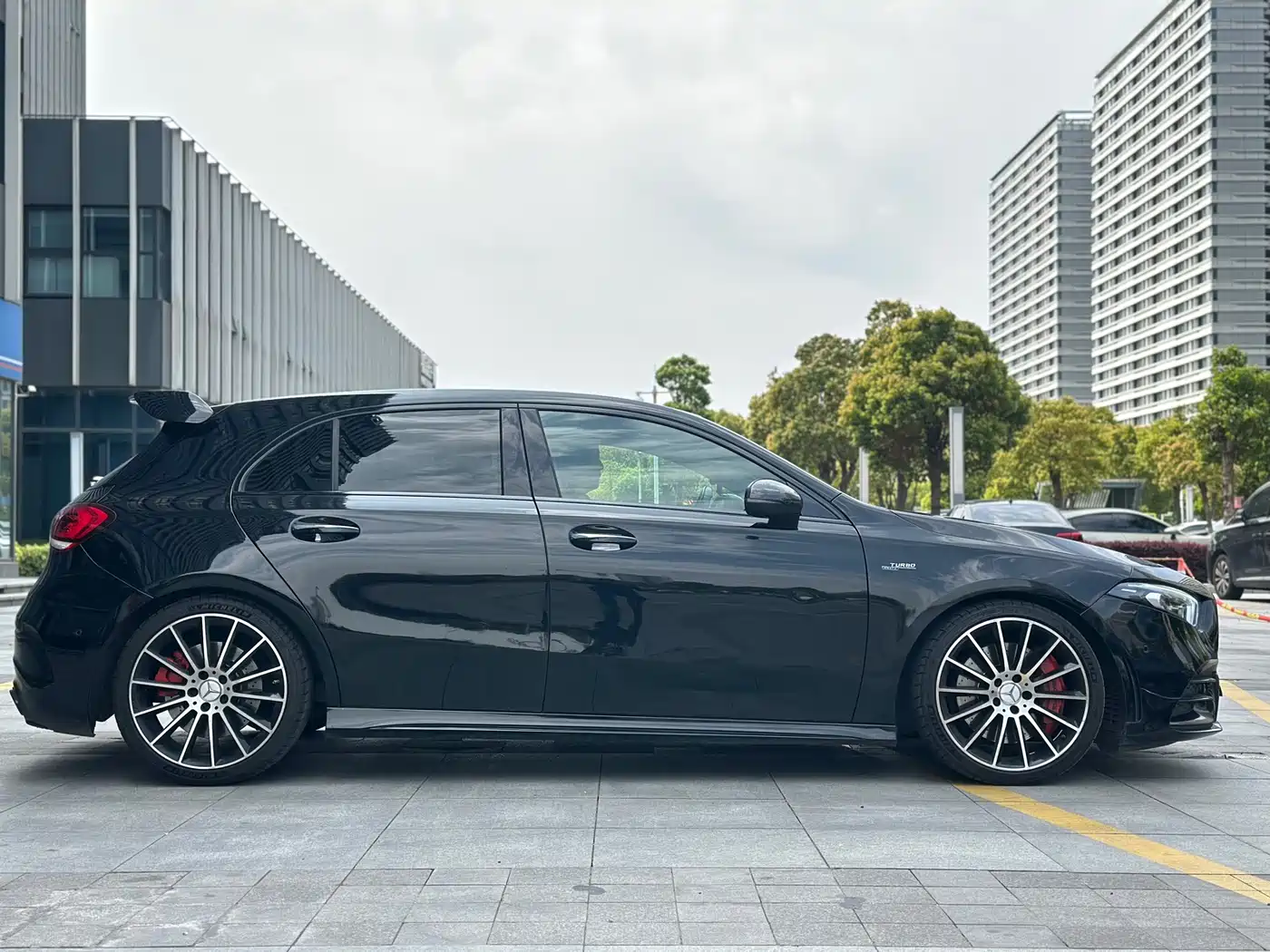 MERCEDES-BENZ A CLASS AMG