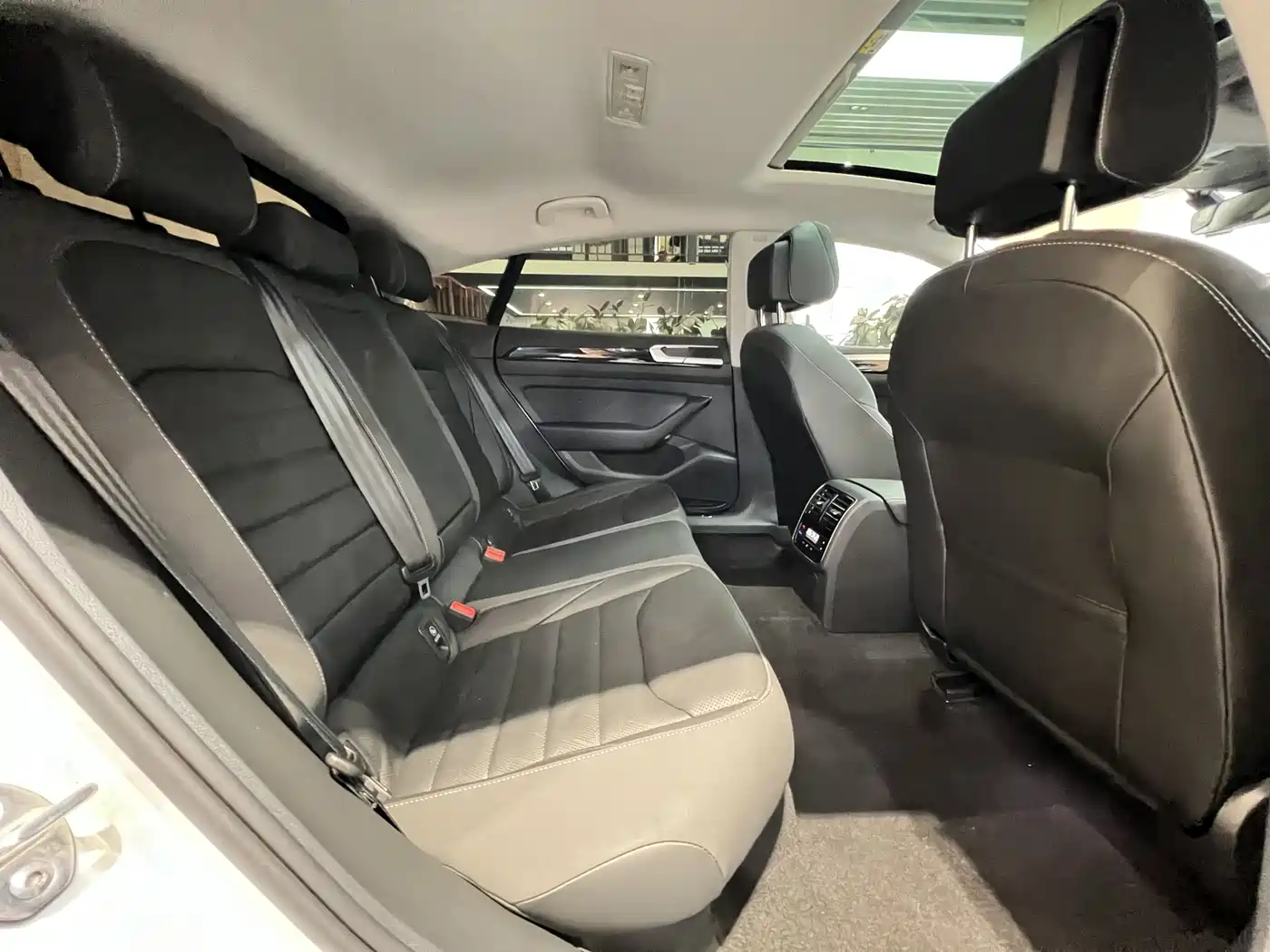 Volkswagen FAW-Volkswagen CC 2021 380TSI Eye-catching Edition фото 9