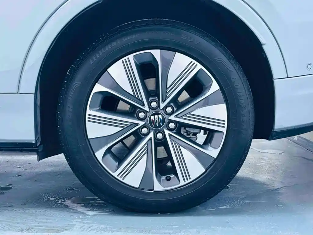 Buick E5 2025 2025 Model 620KM Premium Edition