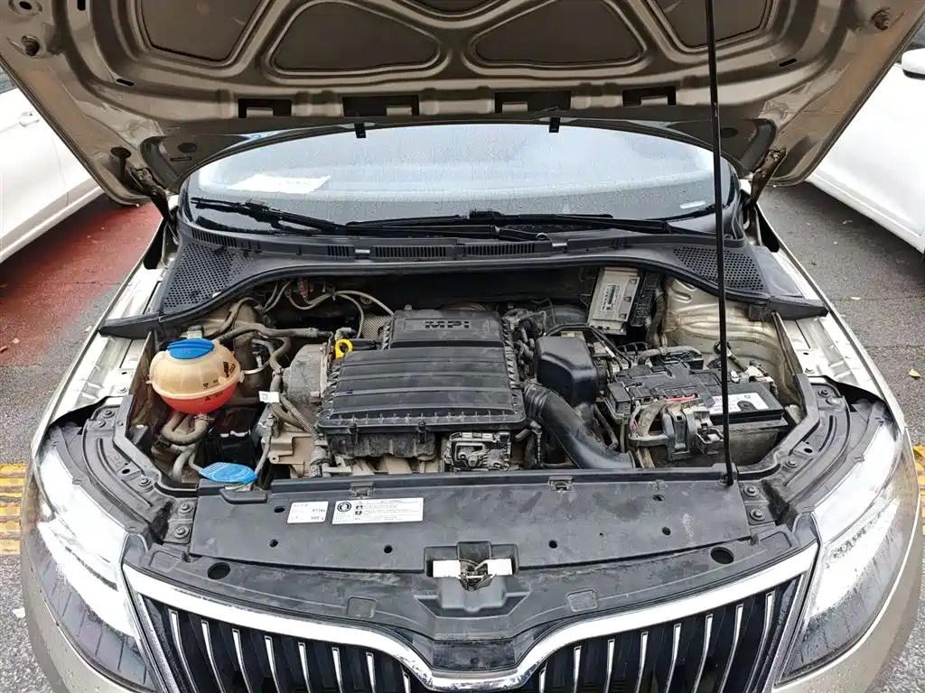 Škoda Rapid 2019 1.5L Automatic Comfort China V фото 20