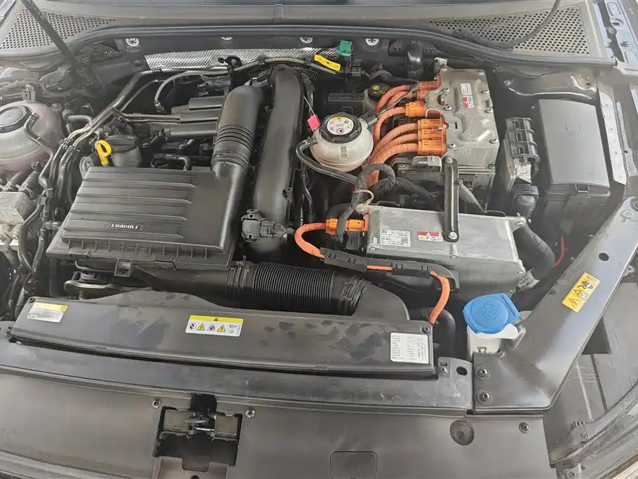 Volkswagen Magotan GTE Plug-in Hybrid 2022 GTE Luxury фото 10