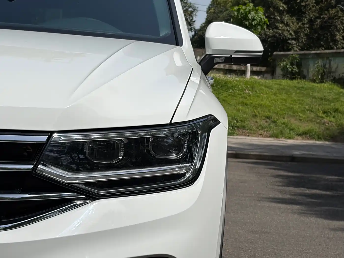 Volkswagen Tiguan L 2024 Outstanding 330TSI Auto 2WD R-Line Dragon Glory Edition фото 5