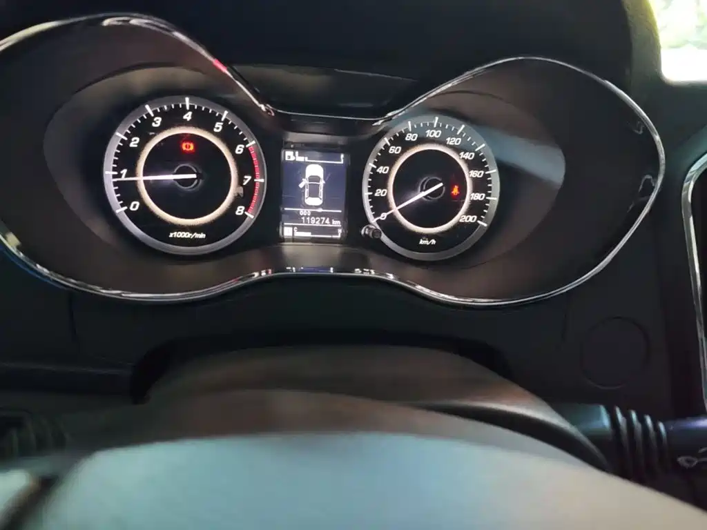 Baojun 560 2015 2015 1.8L Manual Elite