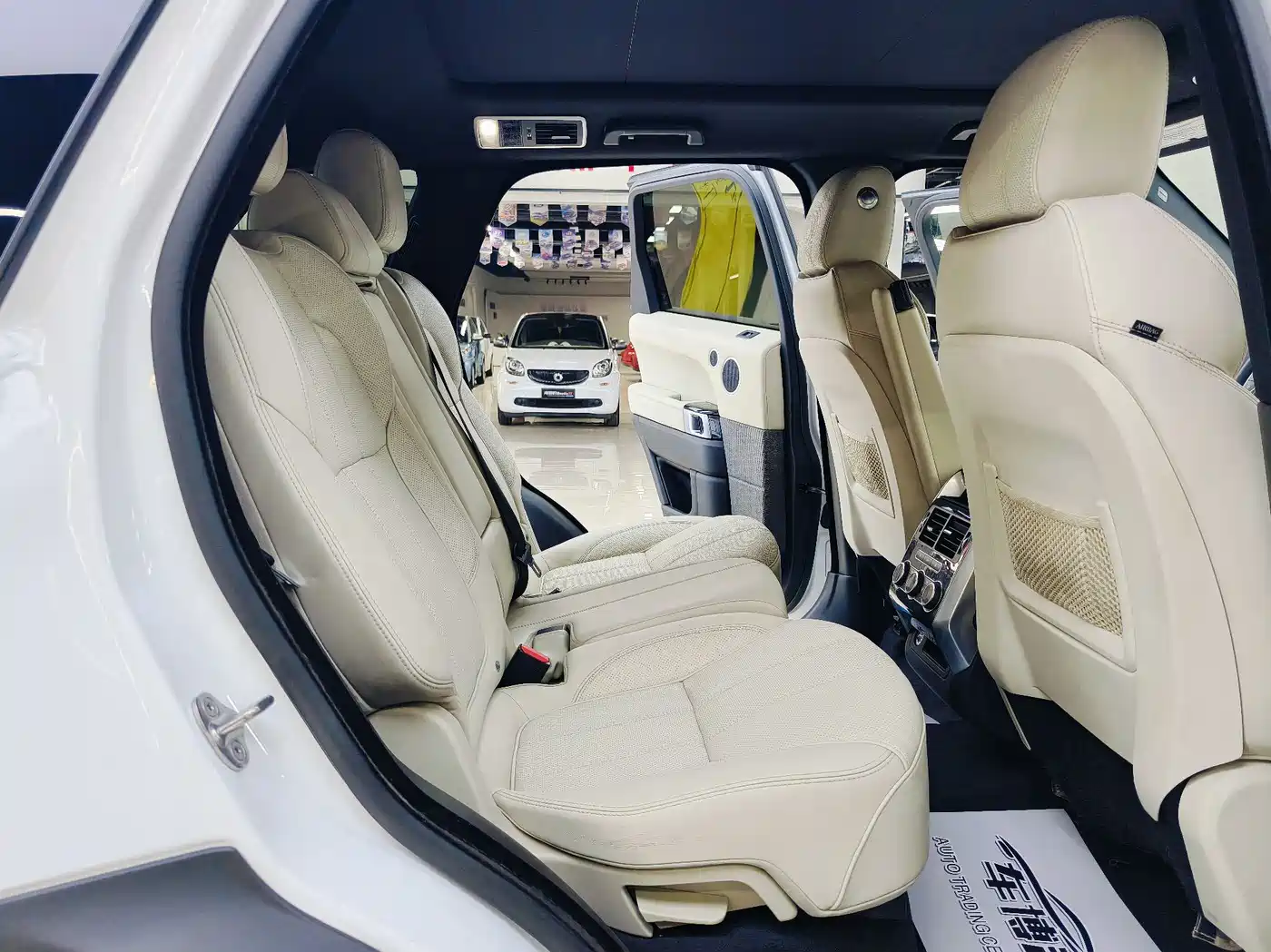 Land Rover Range Rover Sport фото 11