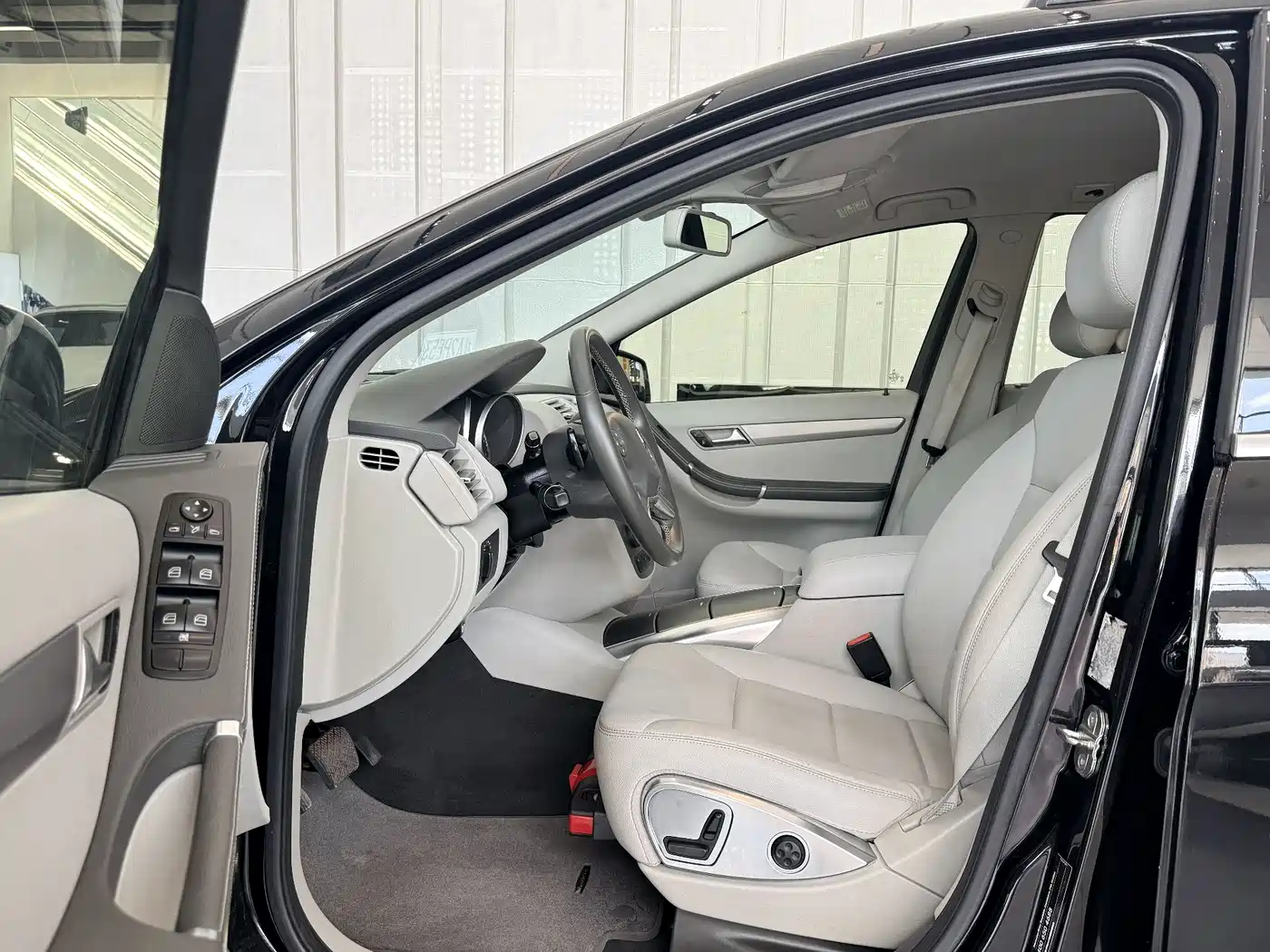 Mercedes-Benz R-Class 2011 R 300 L Business Class фото 7
