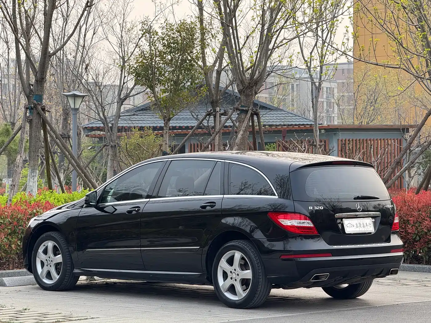 Mercedes-Benz R-Class 2015 R 320 4MATIC Luxury фото 11