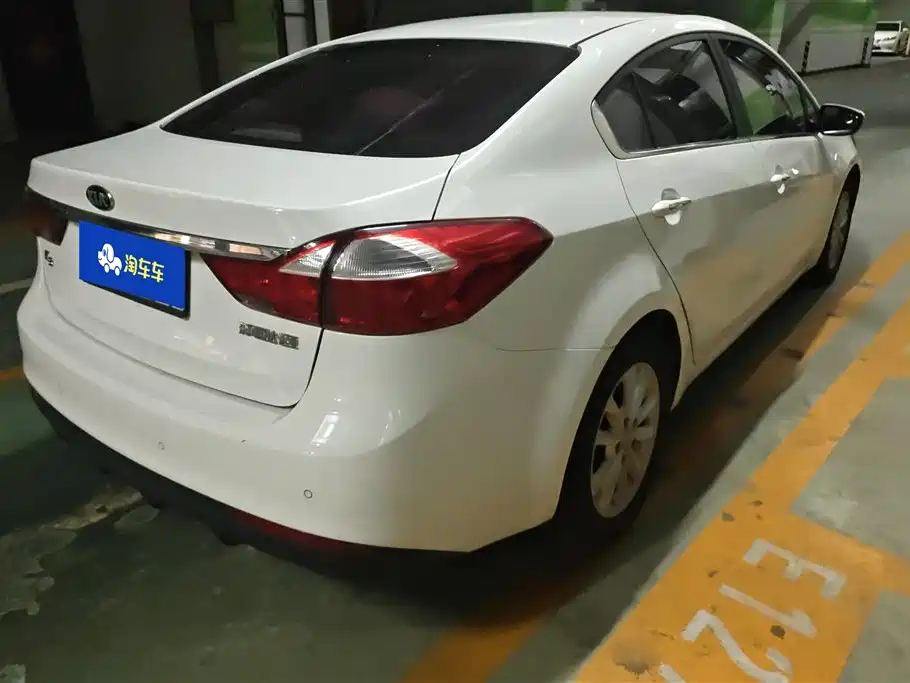Kia K3 2016 1.6L Automatic GLS фото 3