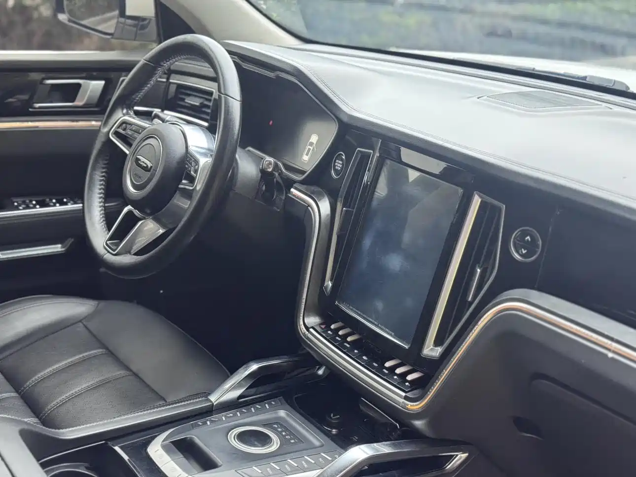 Фото 4 - Zotye T700
