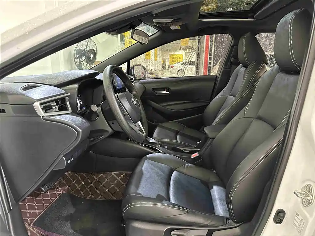 Toyota Levin 2022 185T CVT Luxury Edition фото 5