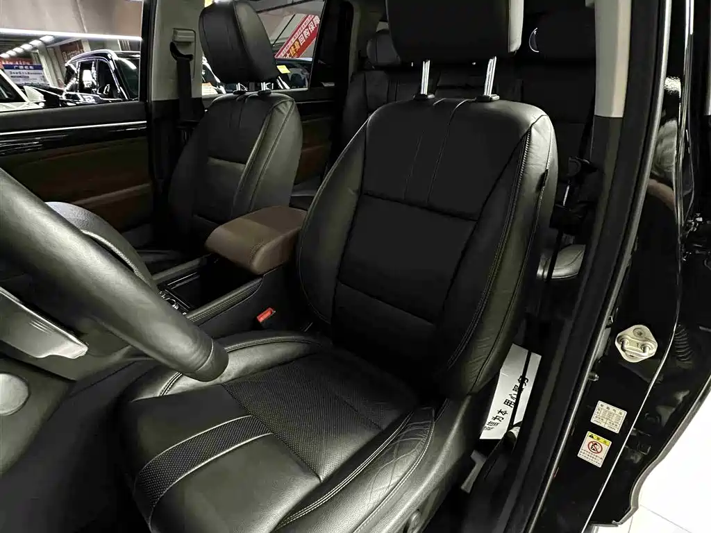 GAC Trumpchi Trumpchi GS8 2017 320T AWD Luxury Smart Connect (7-Seater) фото 24