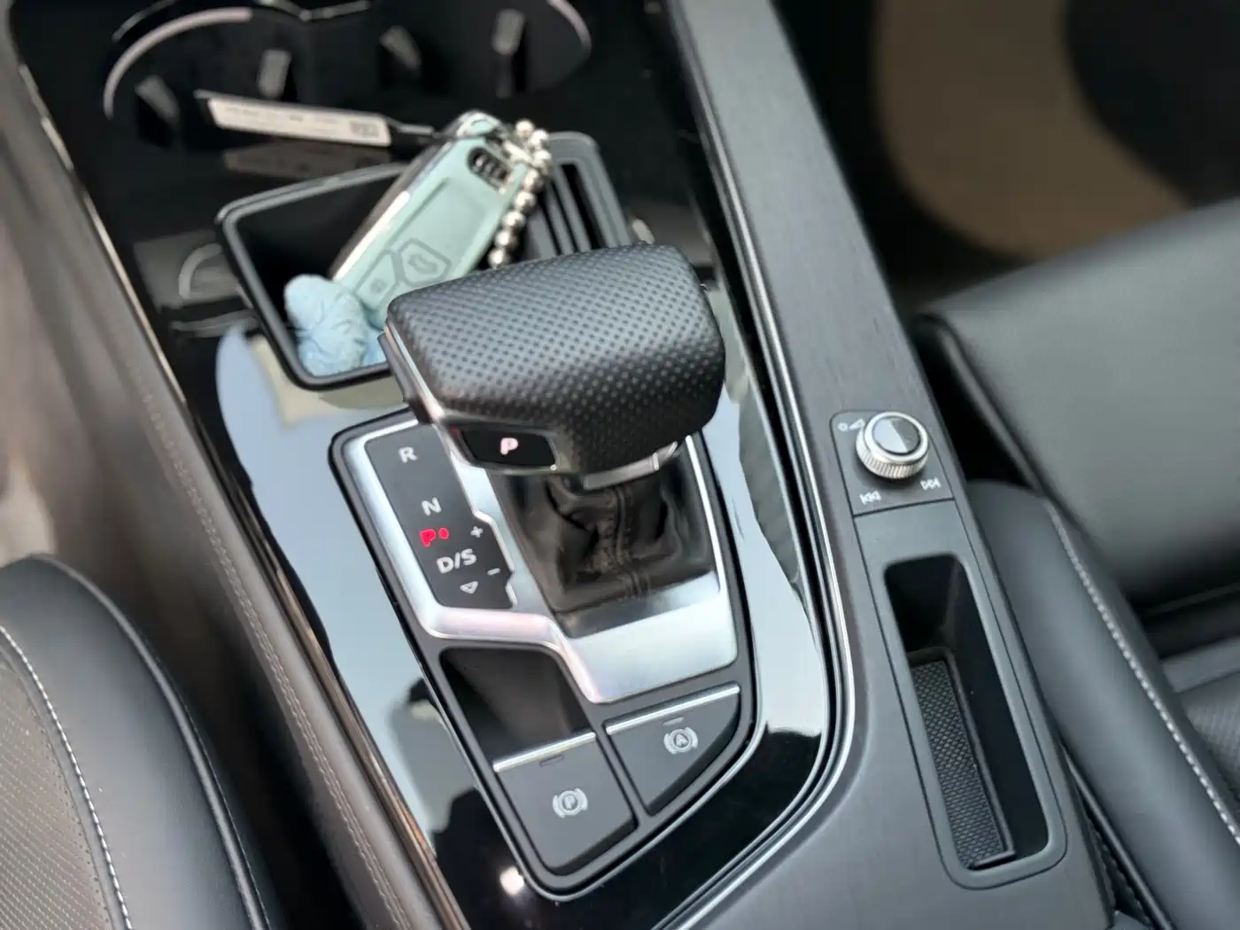 Audi A4L 2024 40 TFSI Luxury Dynamic фото 14