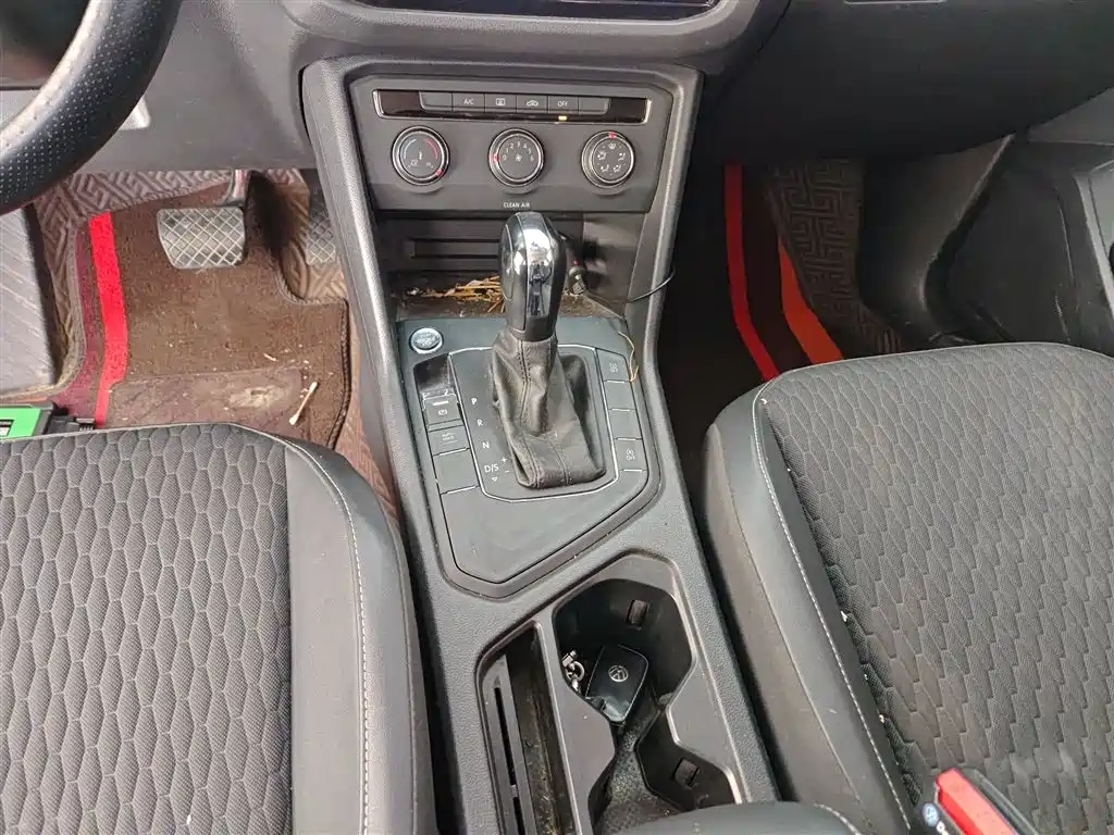 Volkswagen Tiguan L 2021 330TSI Automatic 2WD Comfort фото 10