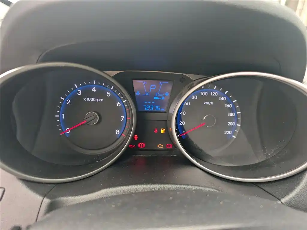 Hyundai Beijing Hyundai ix35 2015 2.0L Automatic 2WD Comfort China V фото 12