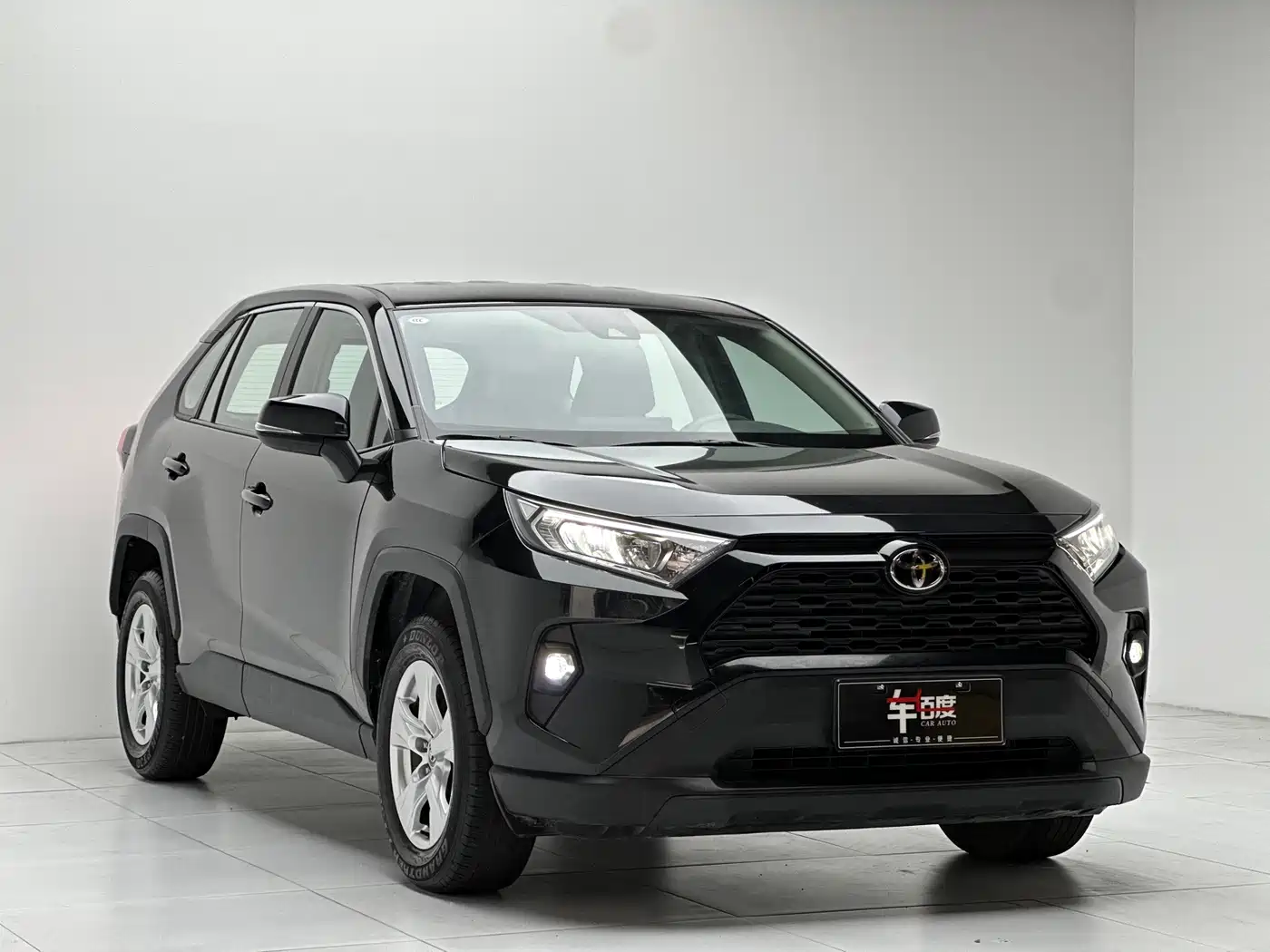 Toyota RAV4 Rongfang 2022 2.0L CVT 2WD Urban Edition фото 3